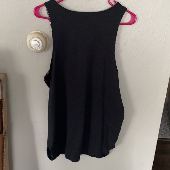 Workout Tank Top - Picture 3 of 4